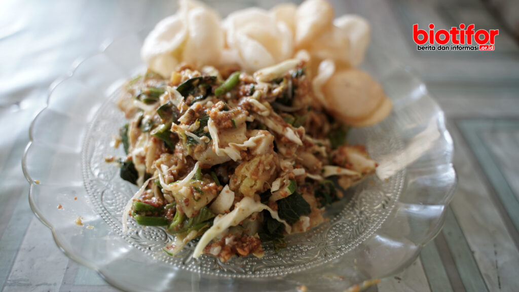 Makanan Lotek