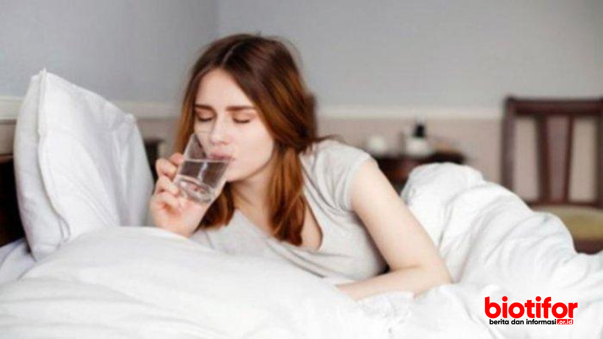 manfaat minum air hangat di pagi hari