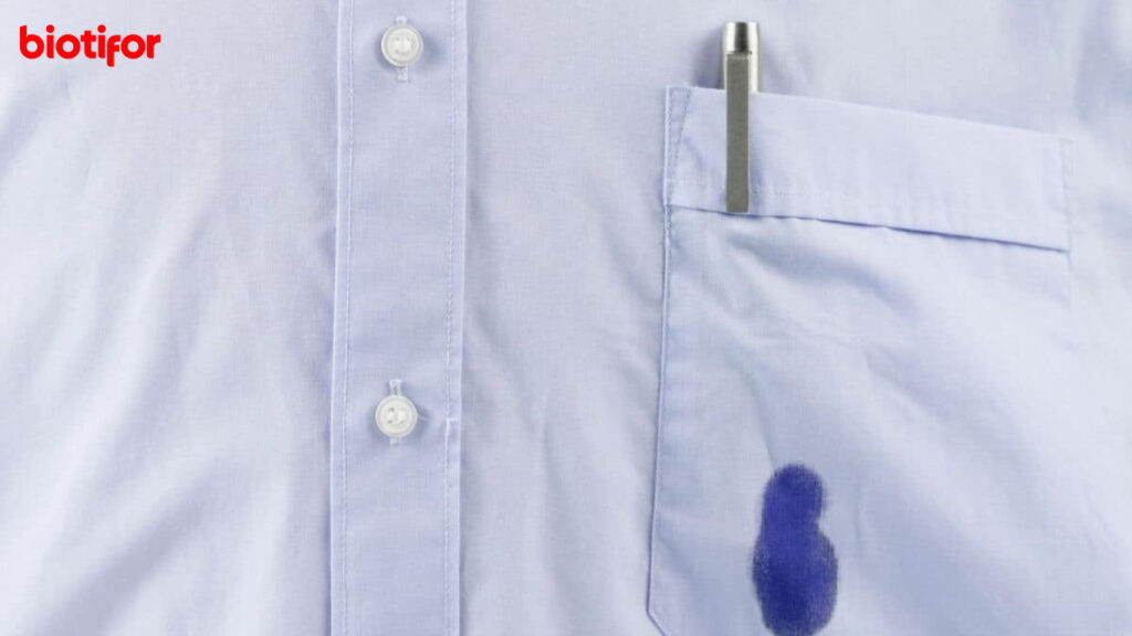 Cara Menghilangkan Noda Tinta di Baju