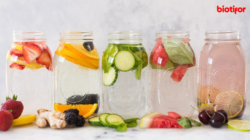 Cara Membuat Infused Water yang Menggoda Selera