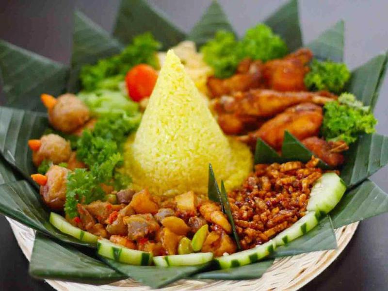 Cara Memasak Nasi Kuning: Resep Sederhana Ala Masakan Tradisional Jawa