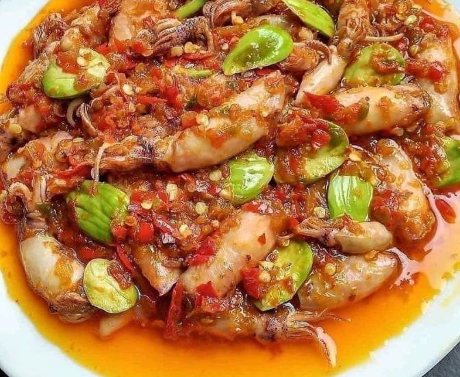 Tips dan Trik Memasak Sambal Cumi yang Menggugah Selera